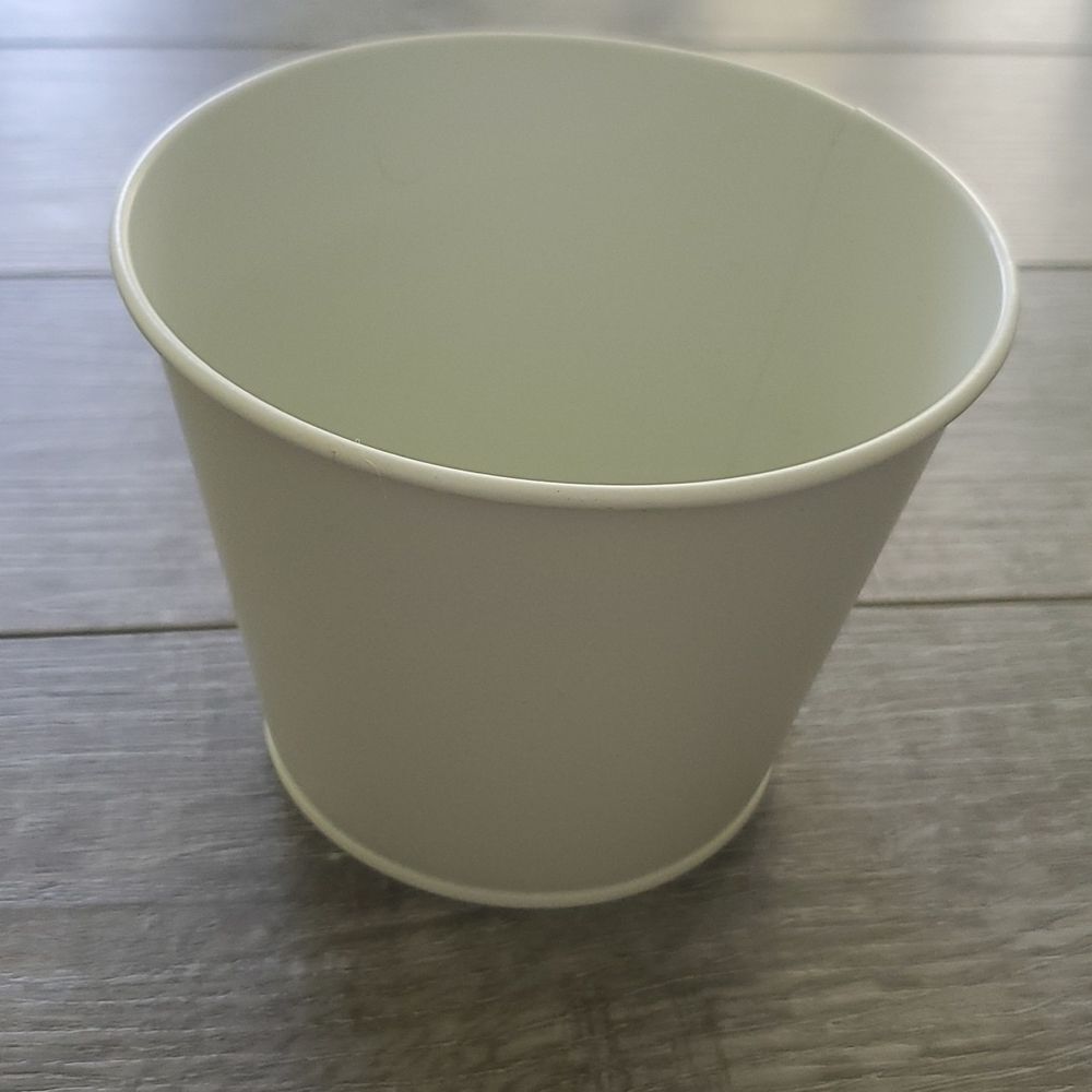 •Brand New• ASHLAND White Metal Pail